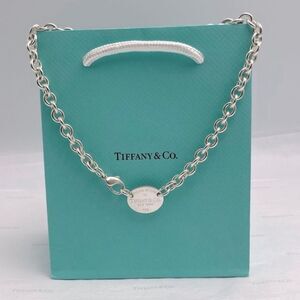 Tiffany & Co. Return to Tiffany Oval Tag Choker Necklace Sterling Silver W/Pouch